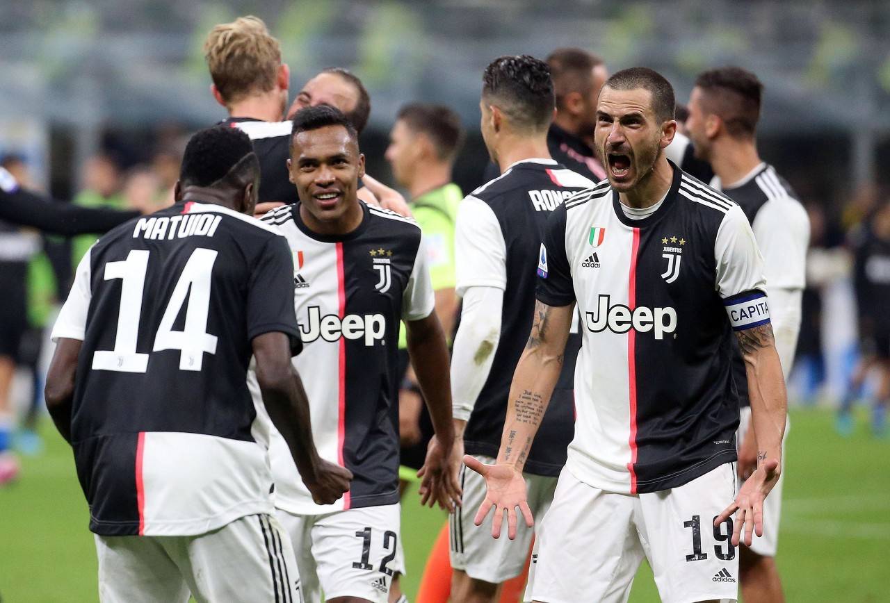 关于里昂迎意大利杯关键赛，窗口期手感冰凉，球迷炸锅，控场能力受关注的信息